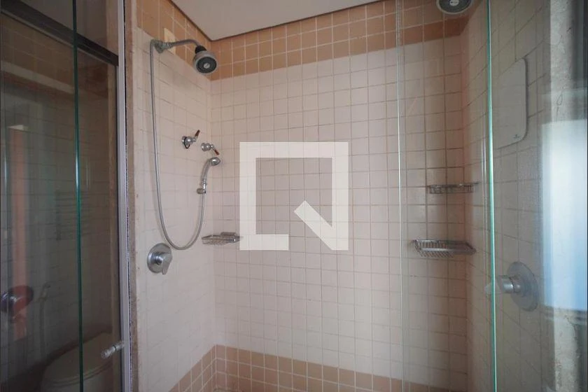 Панорамные окна и 7 спален: дом 700 м² — photo 26