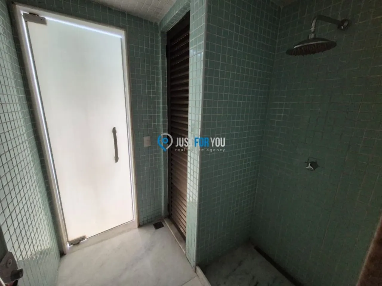 Apartamento mobiliado com 1 dormitório e 1 vaga, 50 m² — photo 20