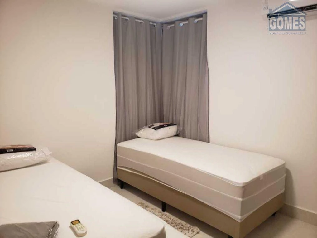 Home office in a 2-bedroom apartment, 56 m² — photo 23
