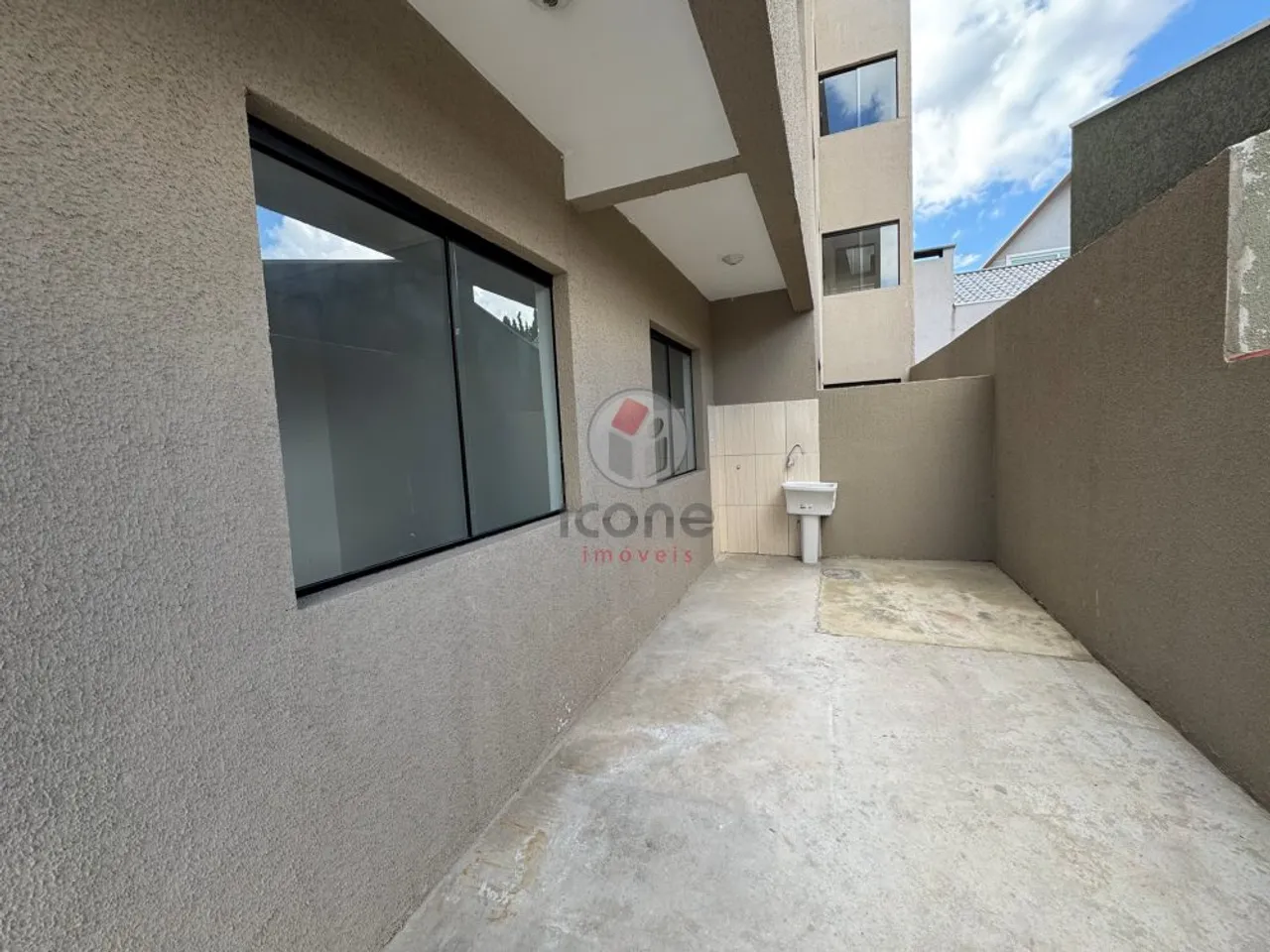 Apartamento en planta baja con cocina abierta y 2 dormitorios — photo 6