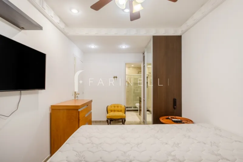 Apartamento de 2 quartos com varanda fechada — photo 16