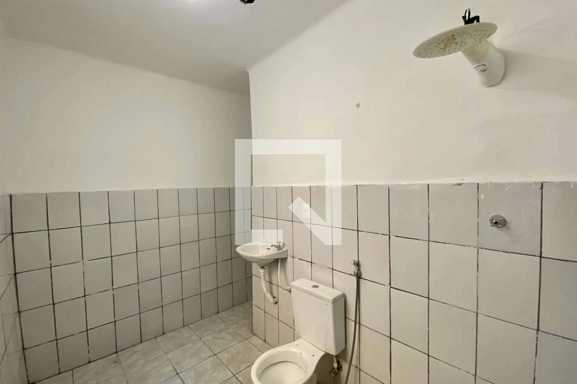 Rental apartment with 3 bedrooms and a private garden — photo 8
