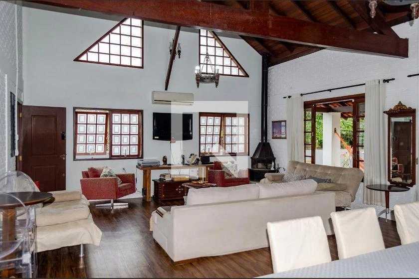 Furnished house for rent with 4 bedrooms and a pool — photo 11