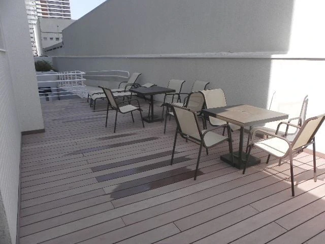 Studio com janelas do piso ao teto, Centro — photo 18