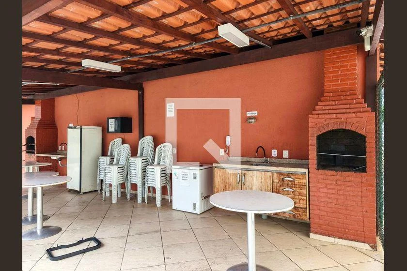 2-bedroom apartment in a building with a pool — photo 43