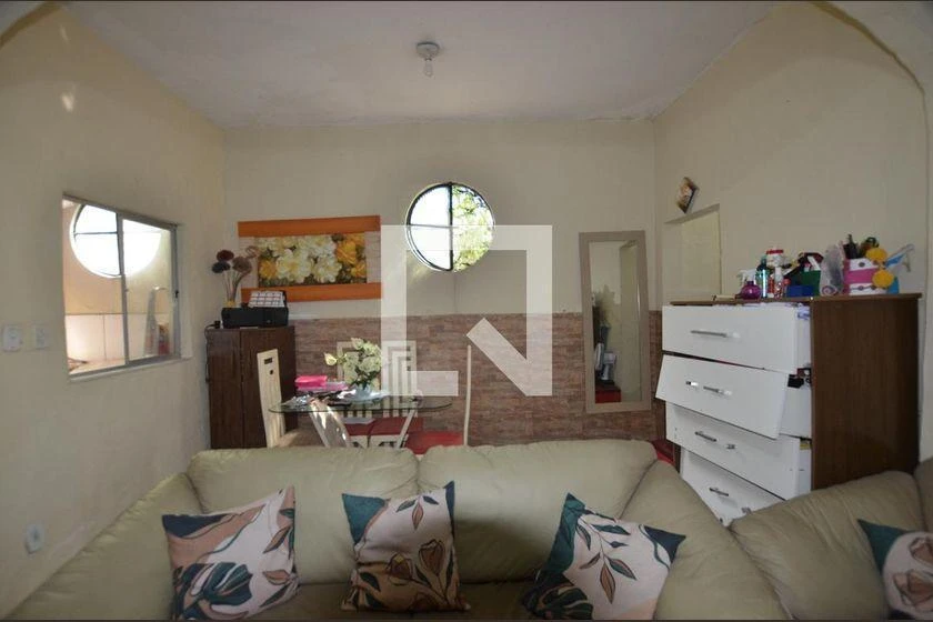 Furnished 1-bedroom house with a gas stove kitchen — photo 18