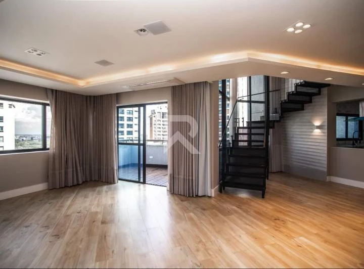 Large apartment with city views and 463 m² — photo 7