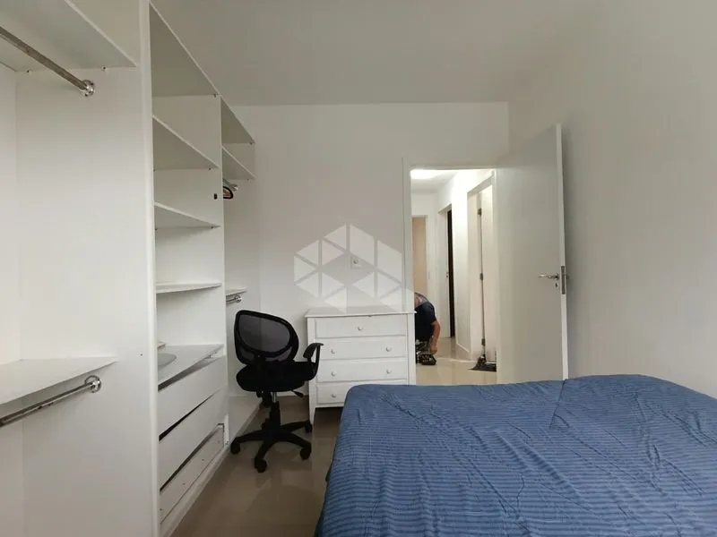 Furnished apartment, 121 m², with a home office — photo 11