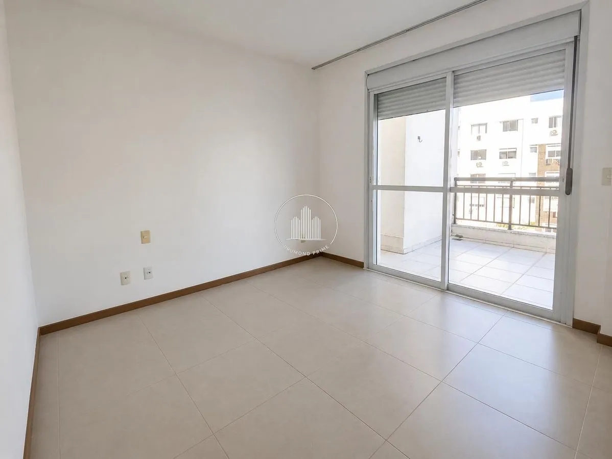 Unfurnished apartment with 3 en-suite bedrooms — photo 20