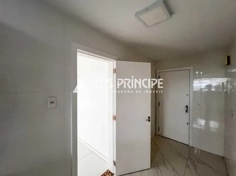 Apartment, 79 m², with a water view — photo 22