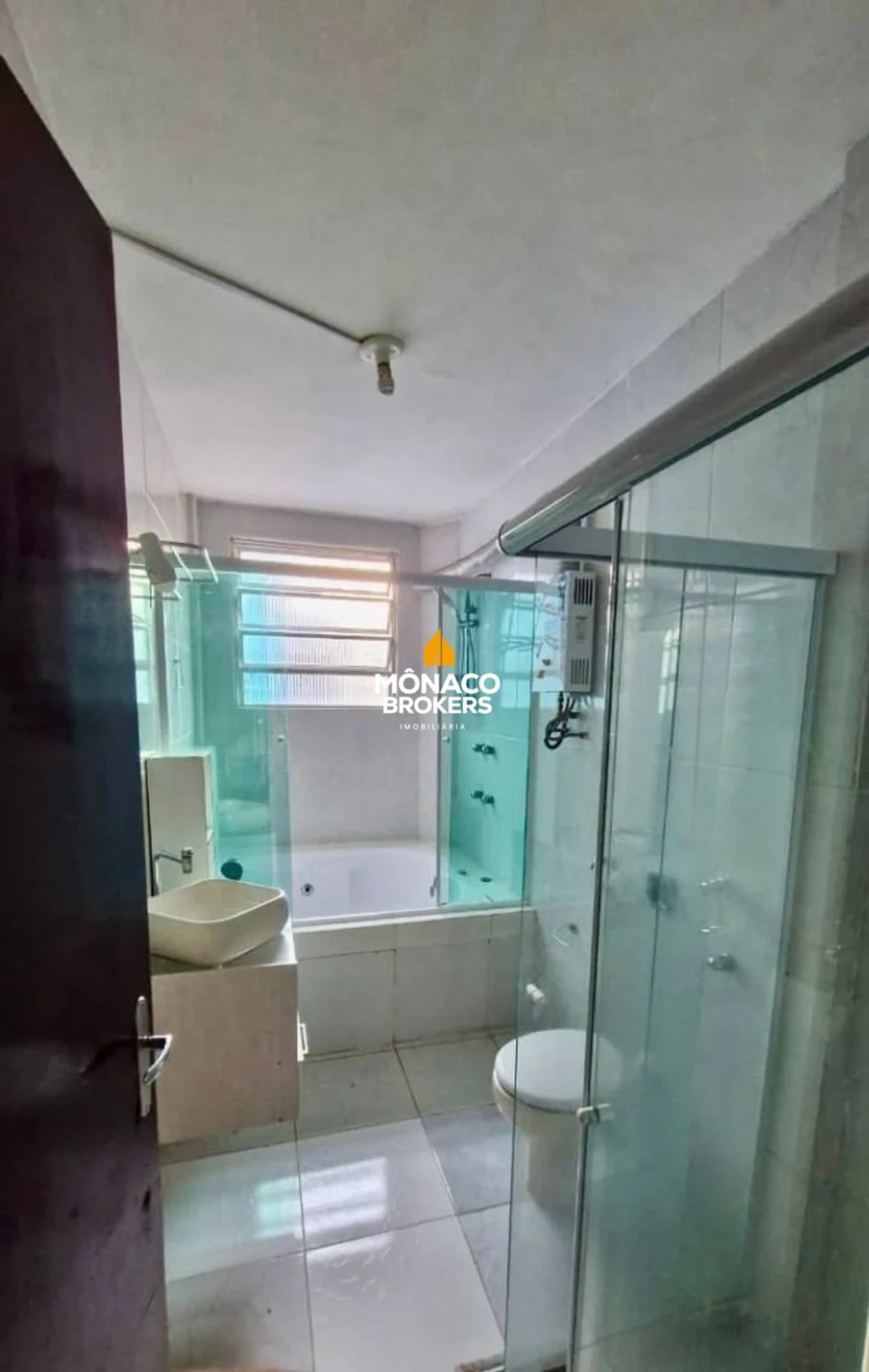 Apartamento, 91 m², com banheira — photo 15
