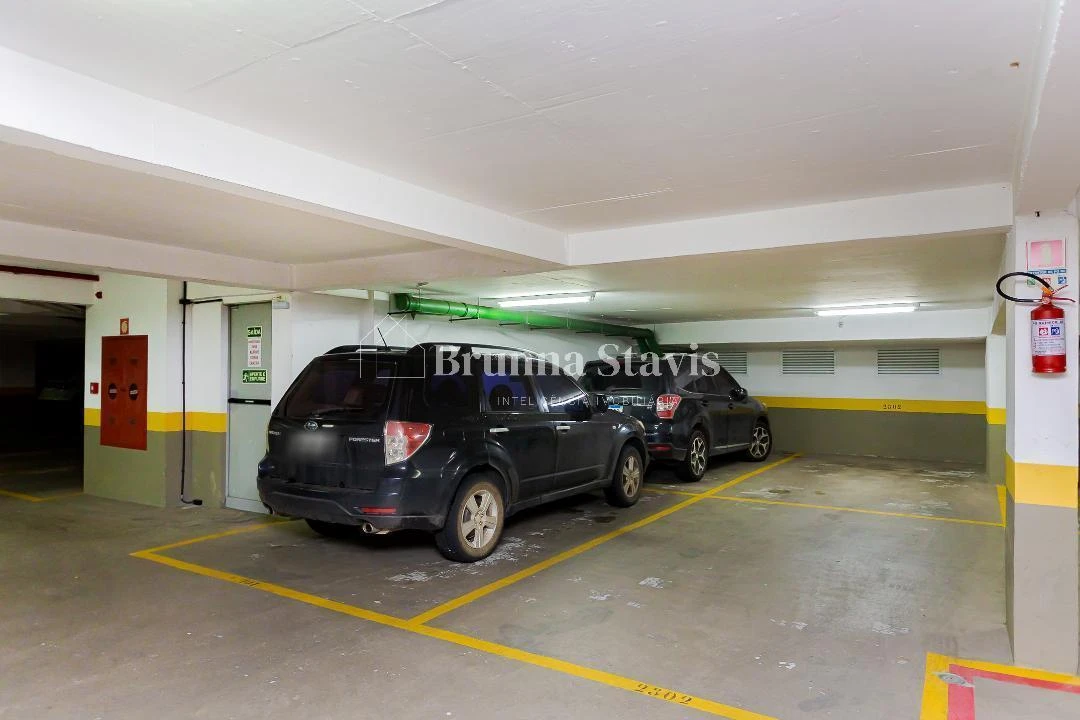 Furnished 276 m² apartment with 3 en-suite bedrooms