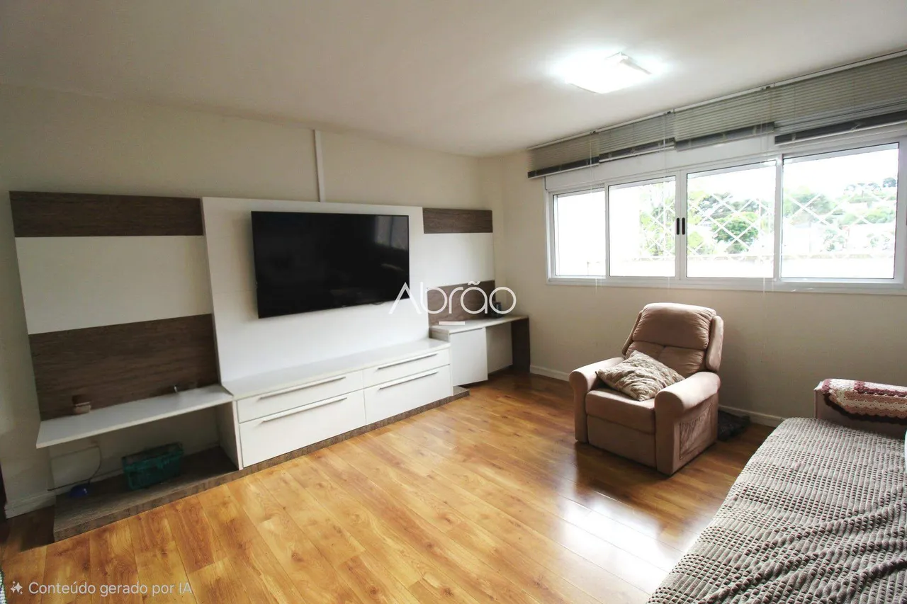 4-bedroom house with a private BBQ area — photo 10