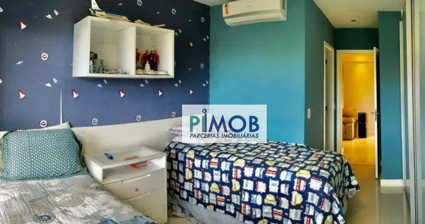 Furnished 4-bedroom apartment with 233 m² — photo 2