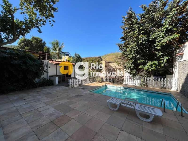 Casa com 3 quartos, 3 banheiros e 4 vagas — photo 25