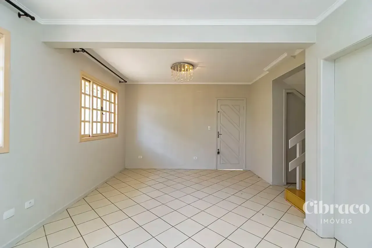 140 m² townhouse with 3 bedrooms and 3 parking spots — photo 2