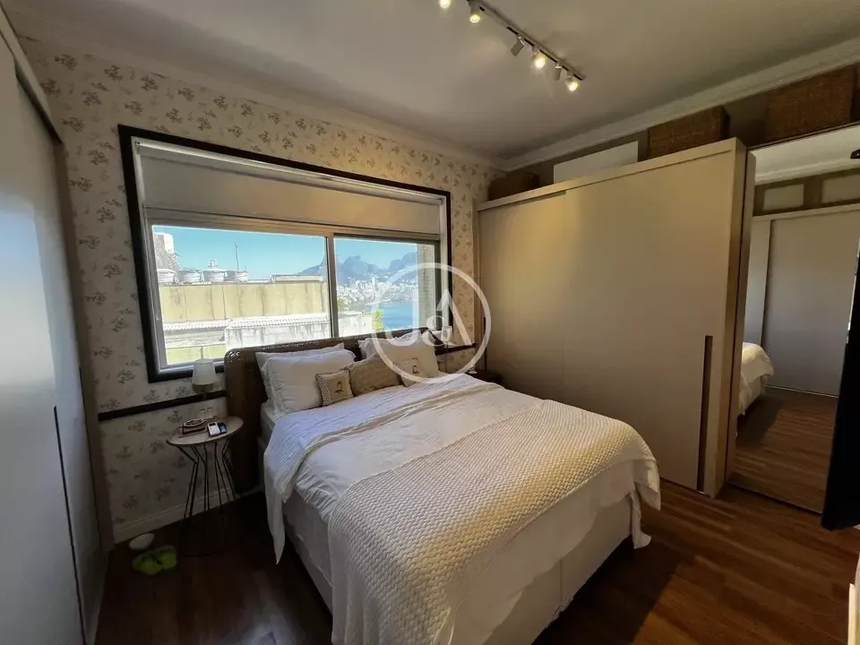 Furnished 3-bedroom apartment with 155 m² — photo 17