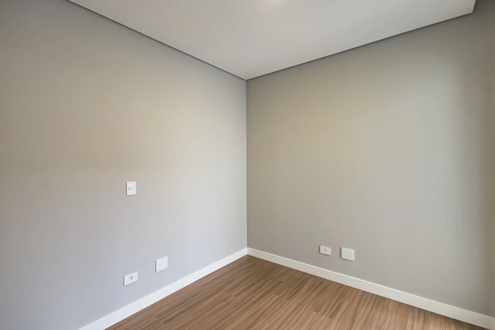 House with 3 bedrooms, 3 baths and 2 parking spots — photo 32