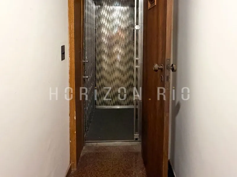 Furnished house, 800 m², with a bathtub — photo 63