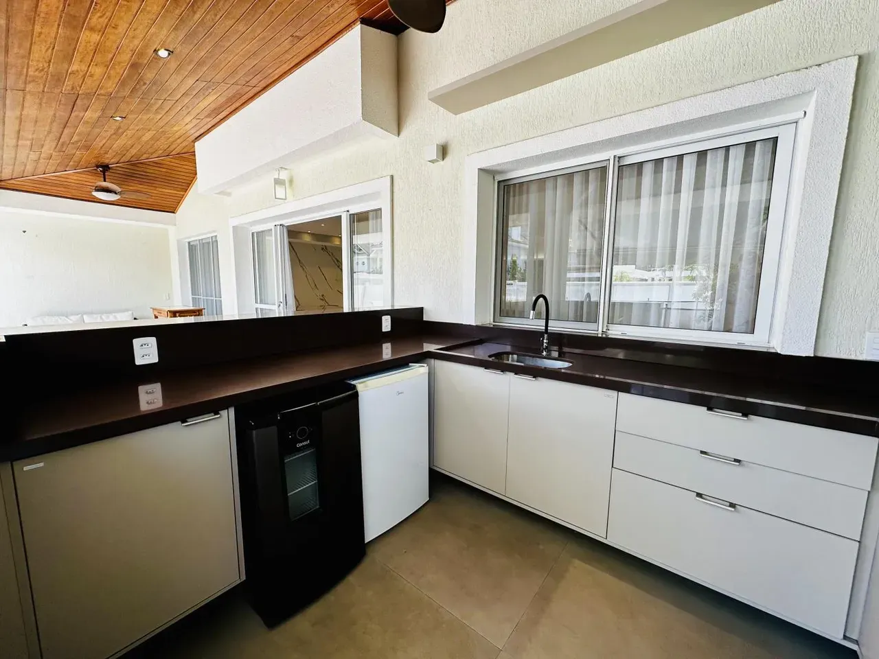 Furnished house, 250 m², with a grill on the balcony — photo 21