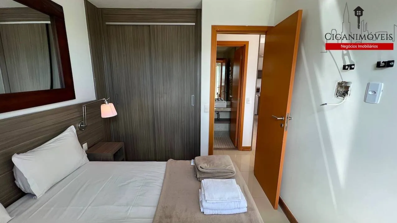 Apartment on the 14th floor with a jacuzzi — photo 3