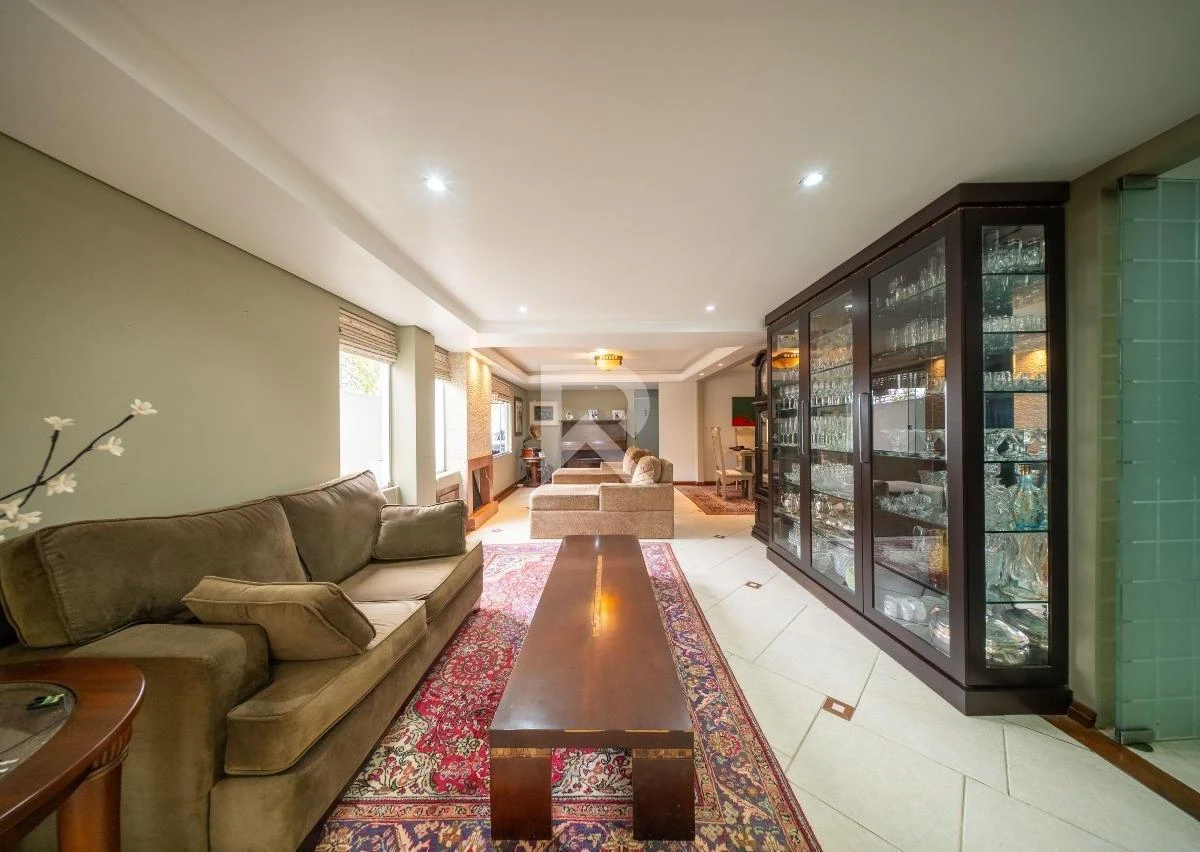 Furnished house, 247 m², with a home office — photo 2
