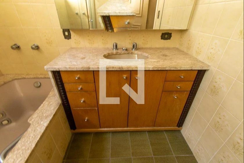 Apartamento, 292 m², com banheira — photo 25