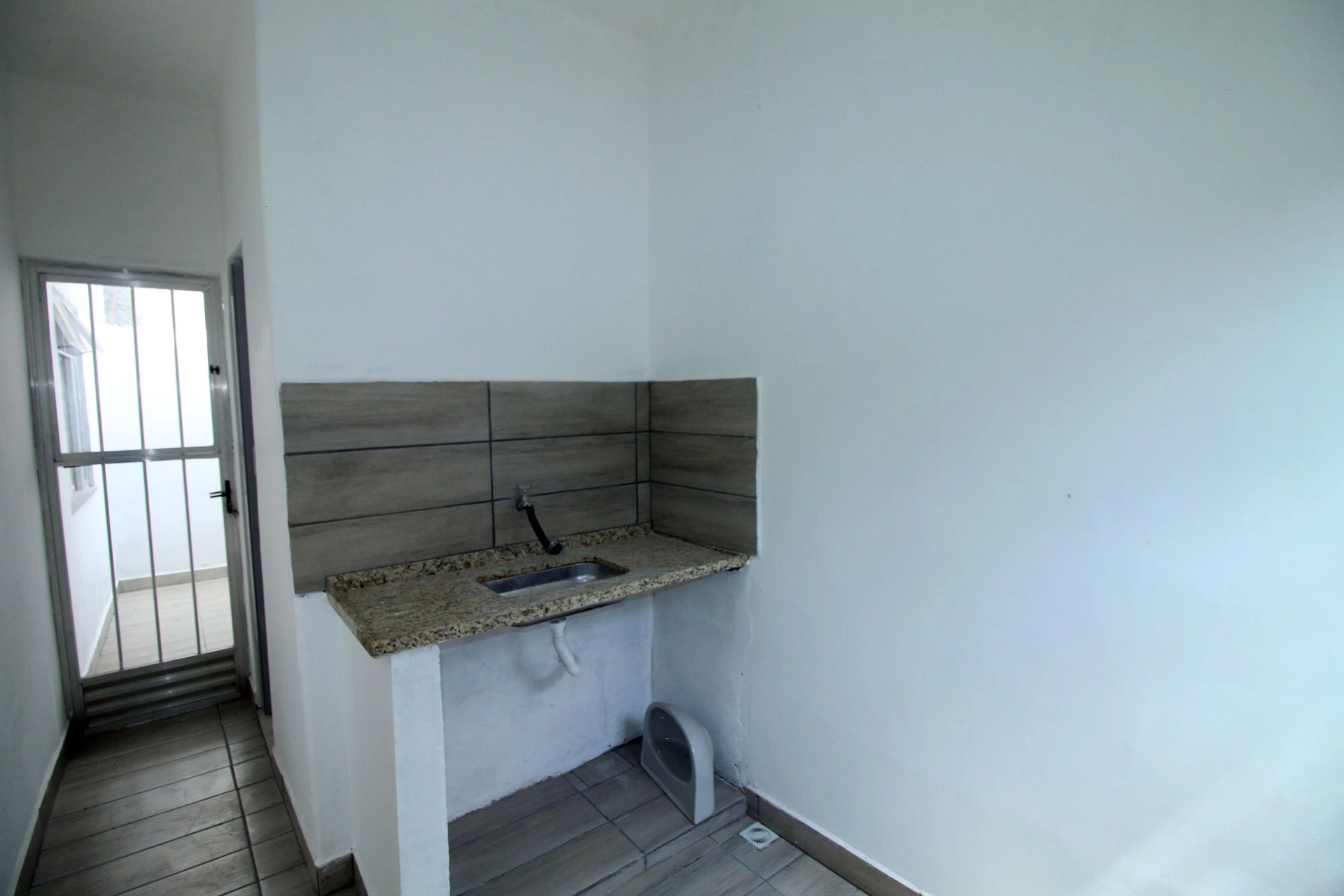 Casa de 35 m² e 1 quarto, Vigário Geral — photo 2
