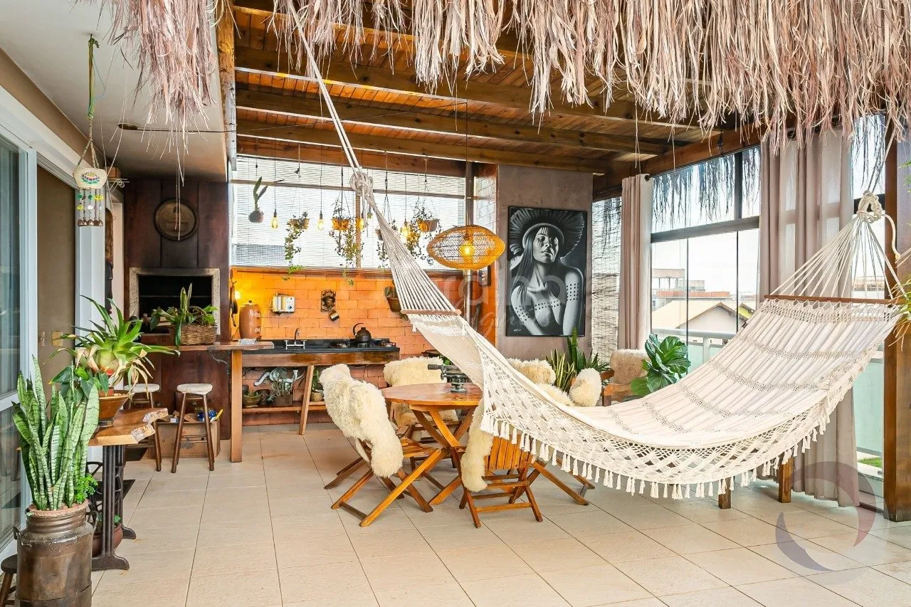 Apartment, 186 m², with a glass-enclosed balcony — photo 4