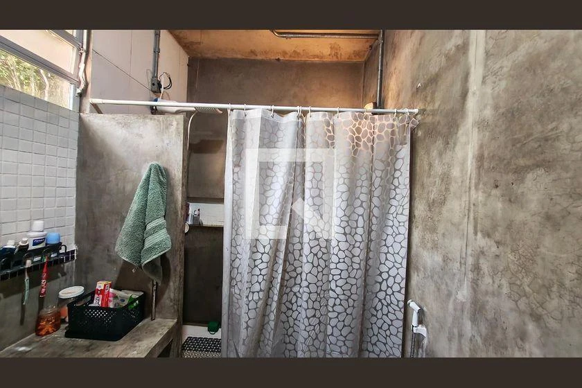 Casa mobiliada com cozinha americana, 3 quartos e jardim — photo 37