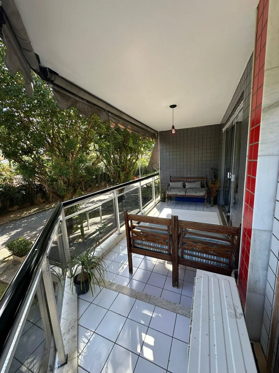 Furnished 3-bedroom apartment with enclosed balcony — photo 7