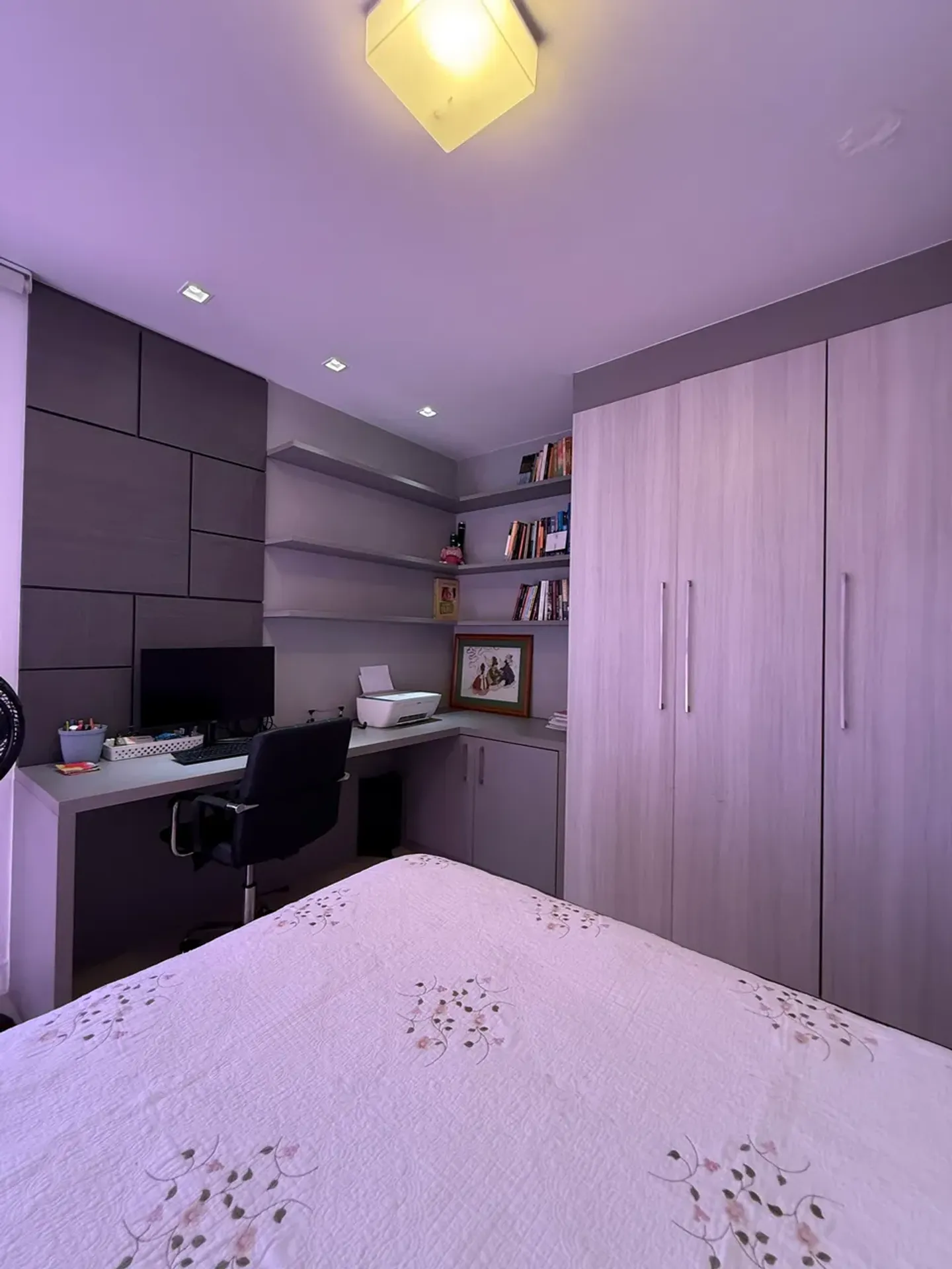4-bedroom apartment in a building with a sauna — photo 33