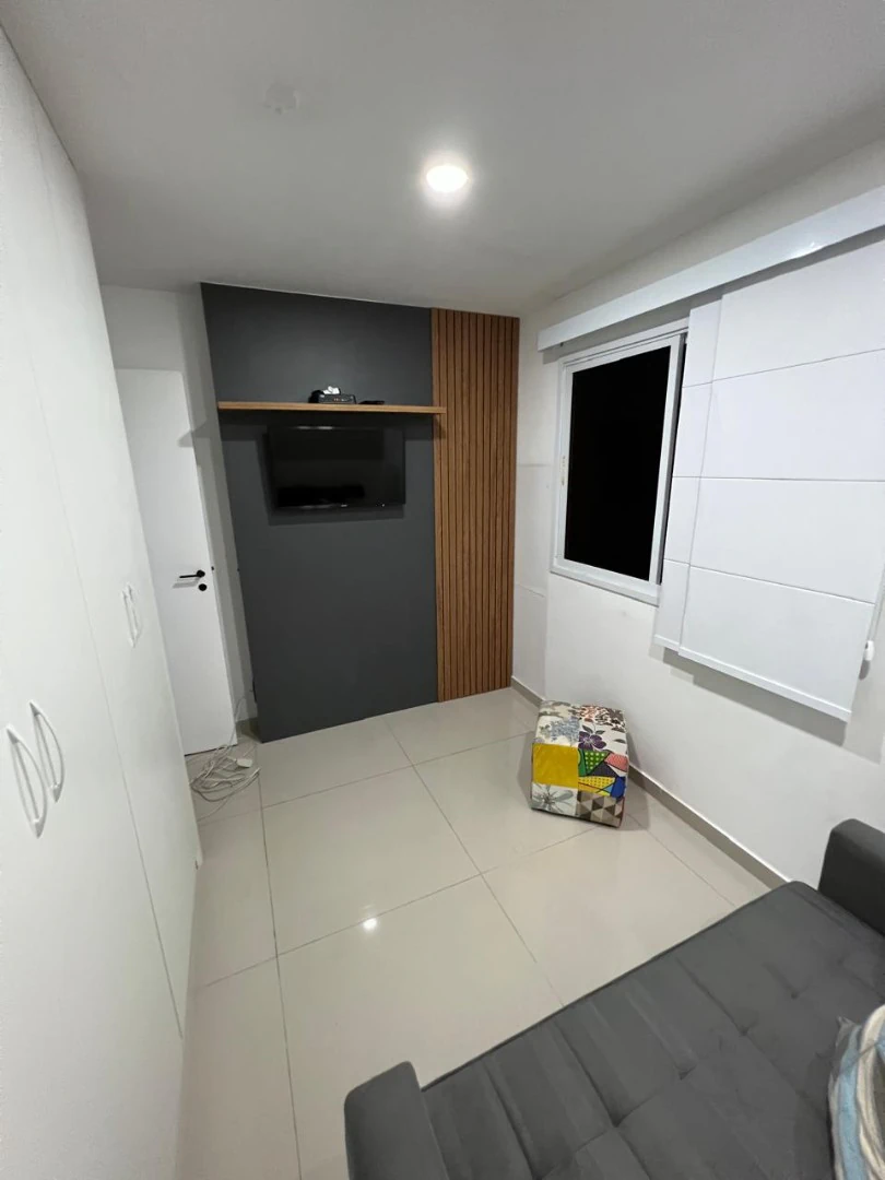 3-bedroom apartment with 3 en-suite baths and 4 total — photo 29