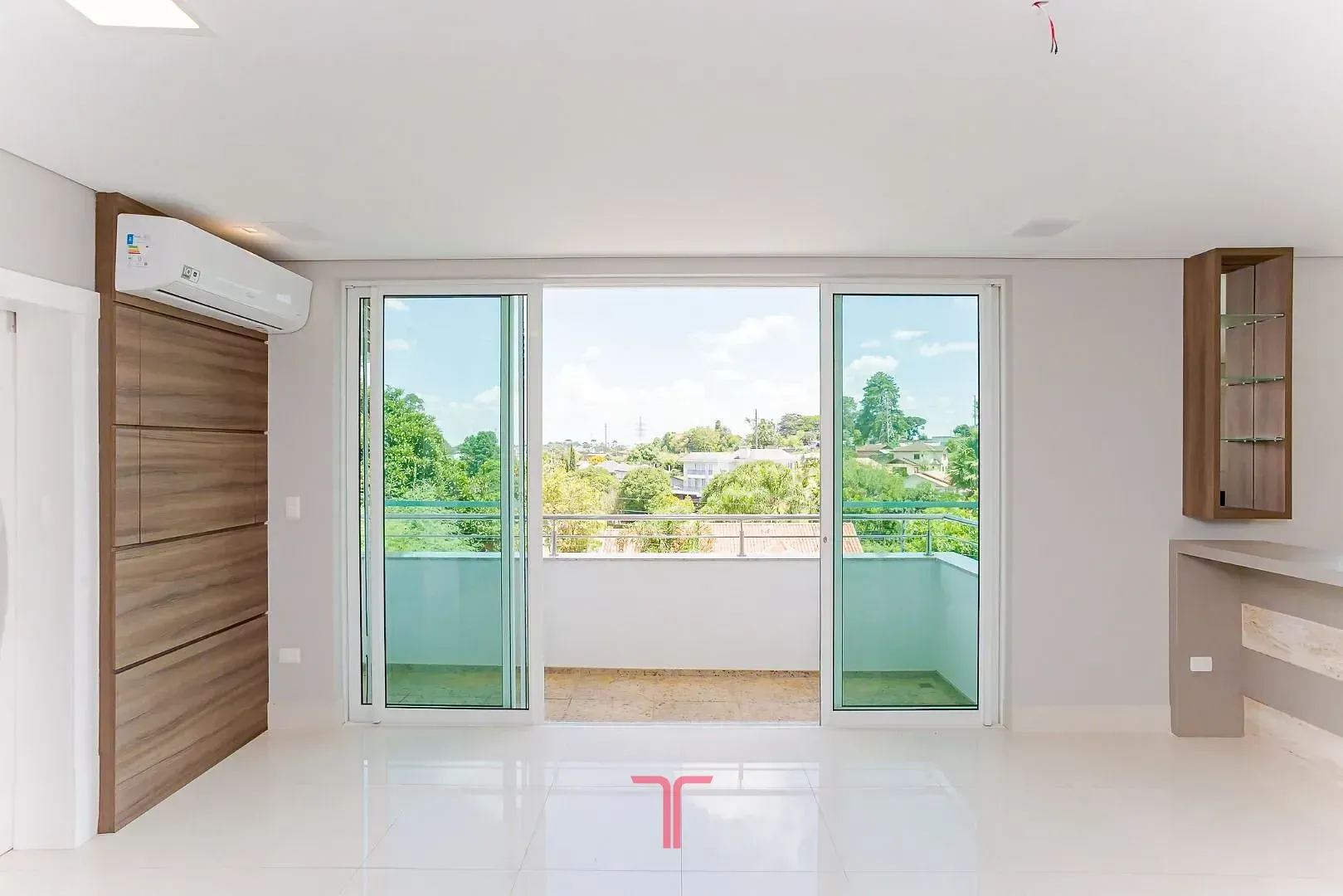 Дом 550 м² с 5 спальнями и приватным садом — photo 75