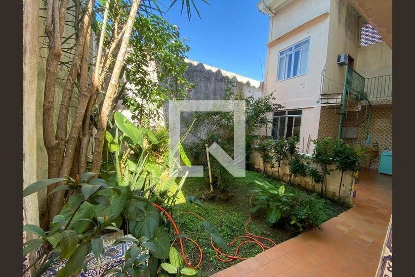 Furnished 3-bedroom house with 350 m² — photo 36