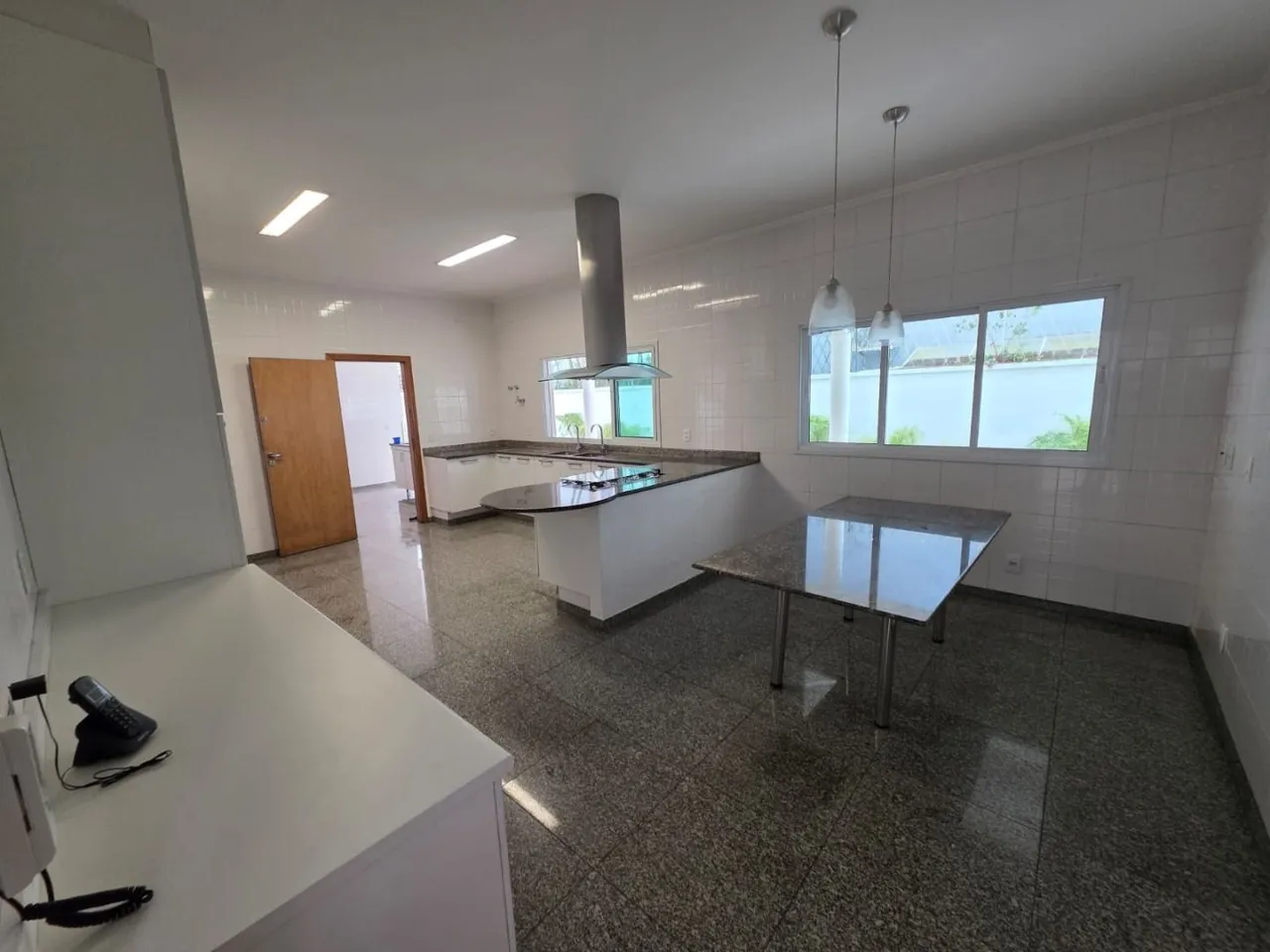 Casa con ventanales de piso a techo en Rio de Janeiro — photo 2