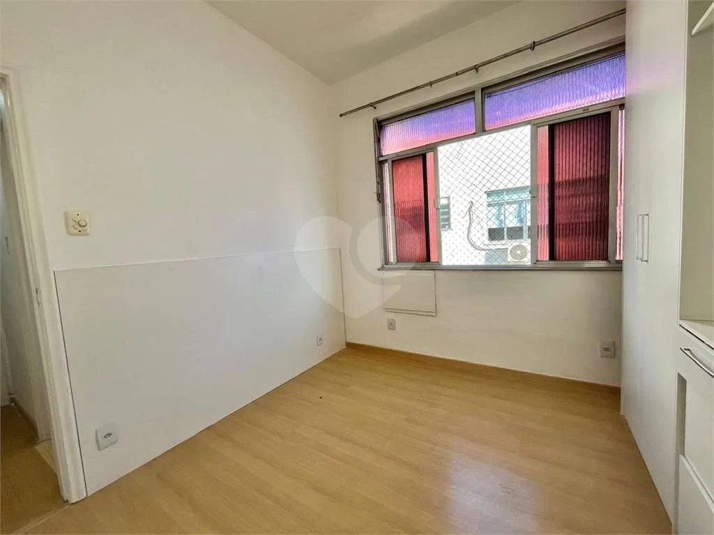 Apartamento com piso de madeira ou laminado, Tijuca — photo 15