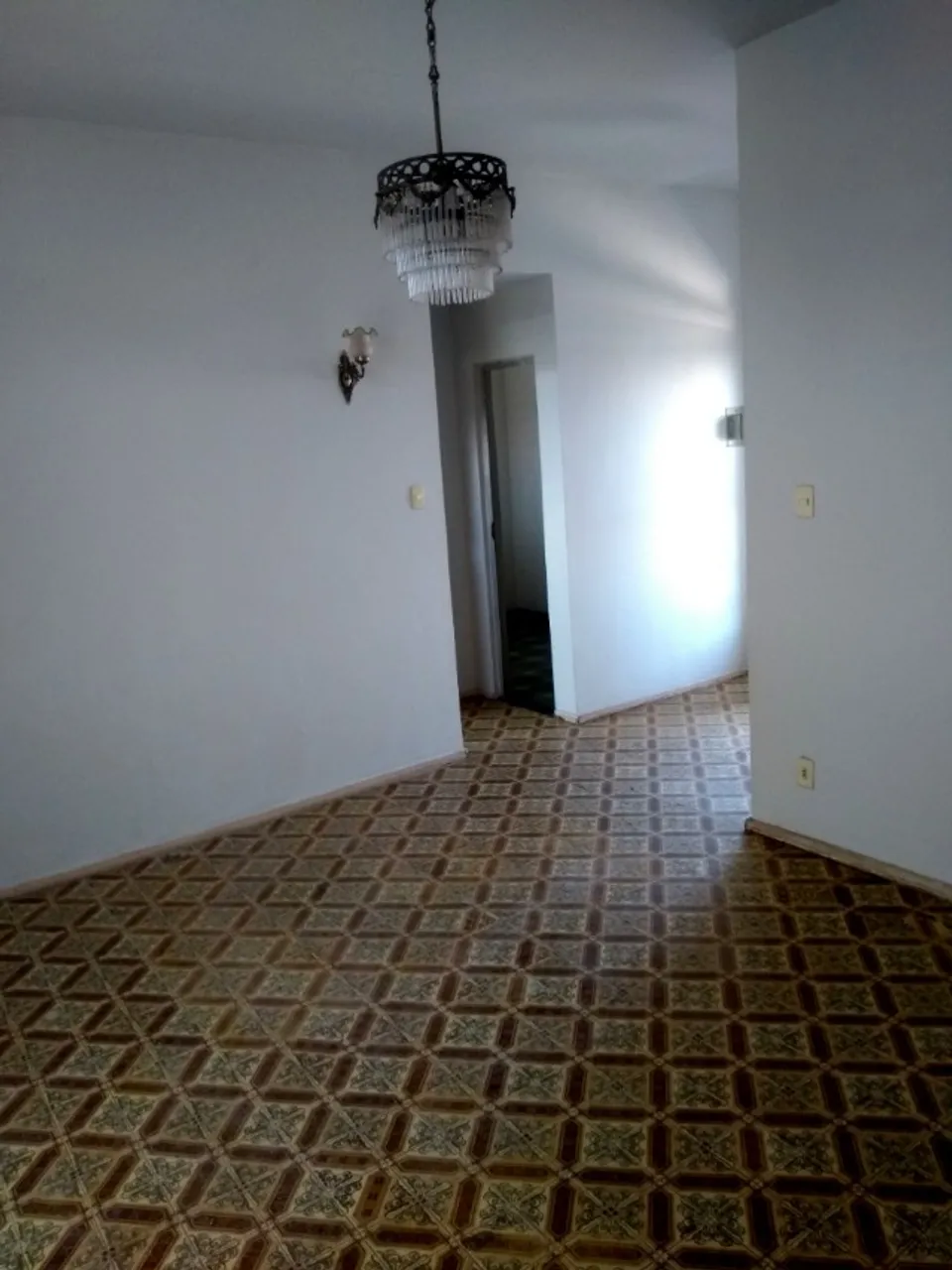 2-bedroom apartment with a mountain view — photo 3