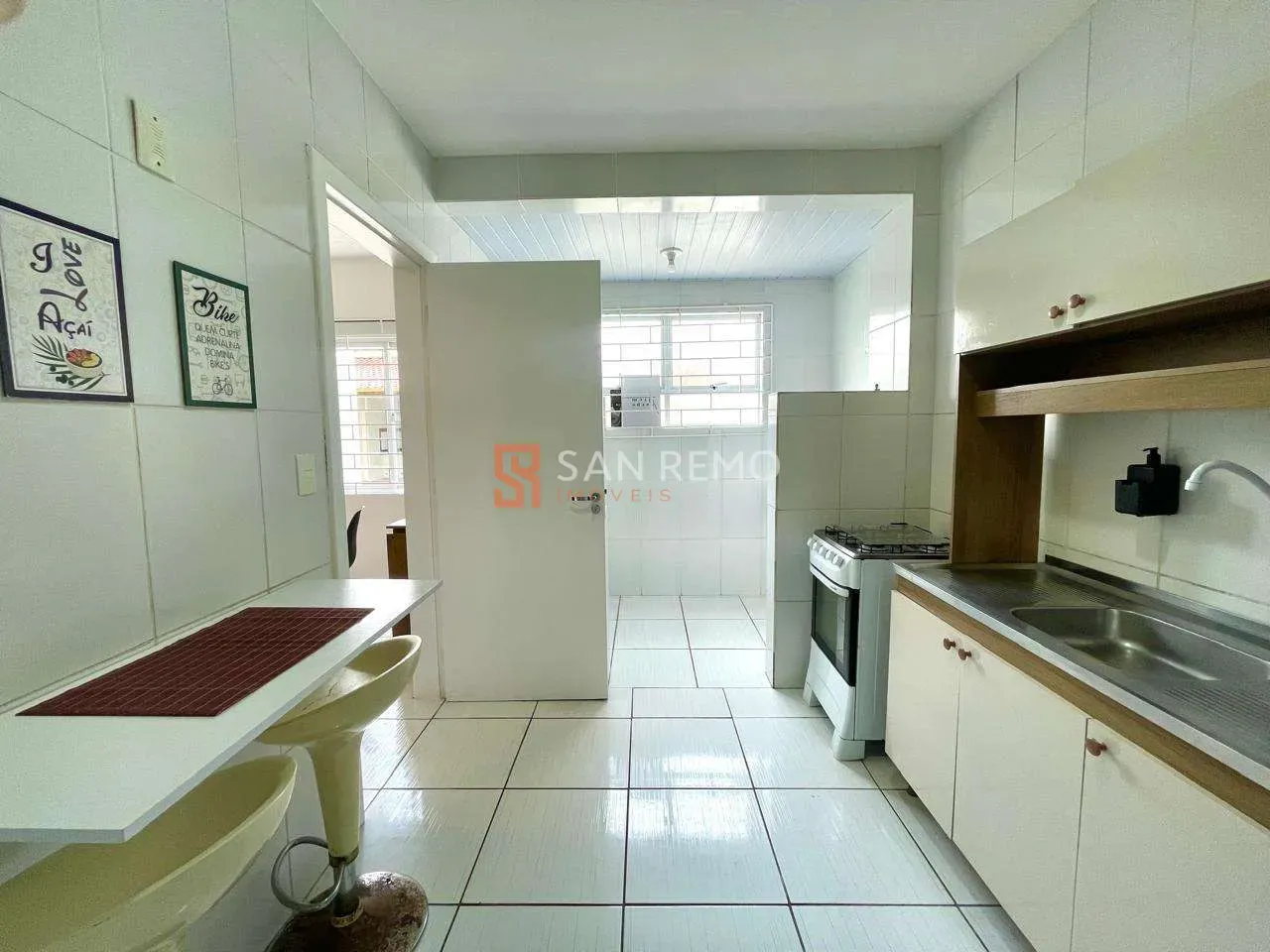 One-bedroom apartment with a home office in Florianópolis — photo 11