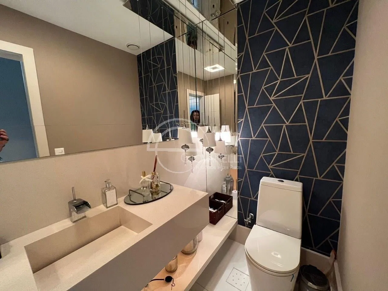 Квартира 400 м² з 4 спальнями та 5 ванними кімнатами — photo 20