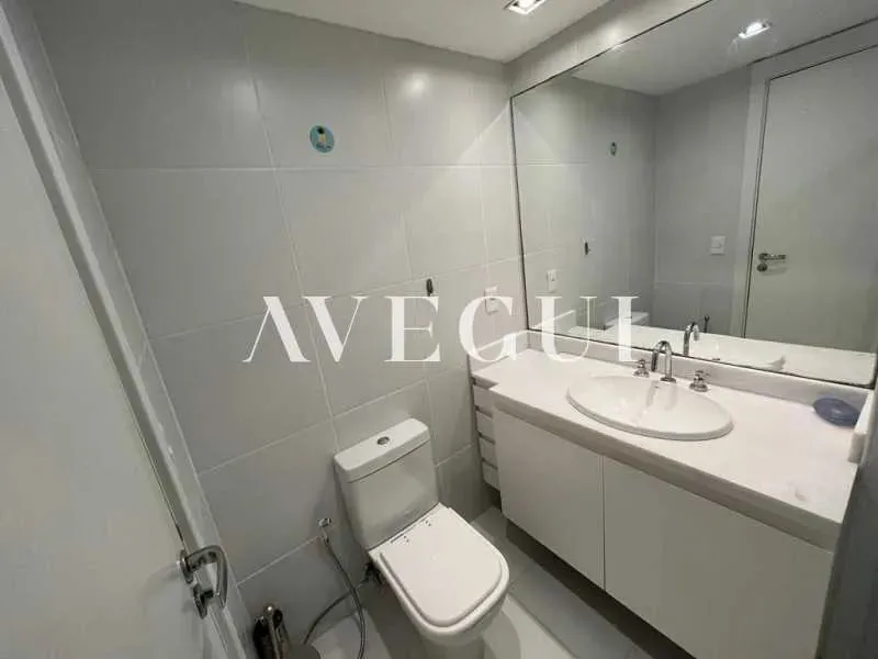 Furnished 2-bedroom apartment with 2 bathrooms — photo 14