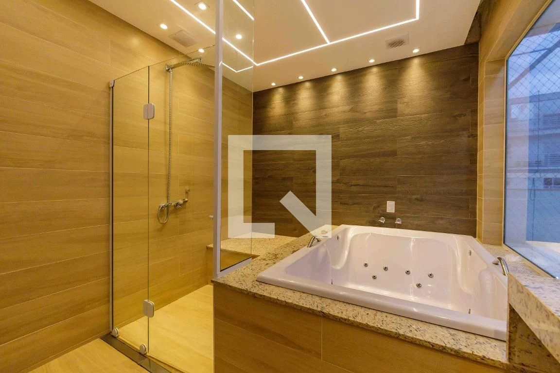 Rental apartment with 4 bedrooms and a glassed-in balcony — photo 65