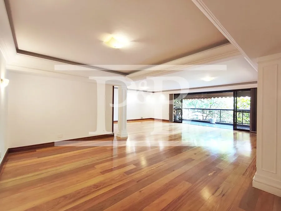 Apartamento com 4 dormitórios e closet tipo walk-in — photo 7