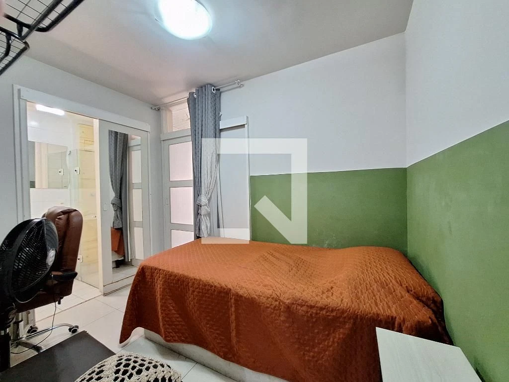 Furnished 3-bedroom apartment with 3 bathrooms — photo 41