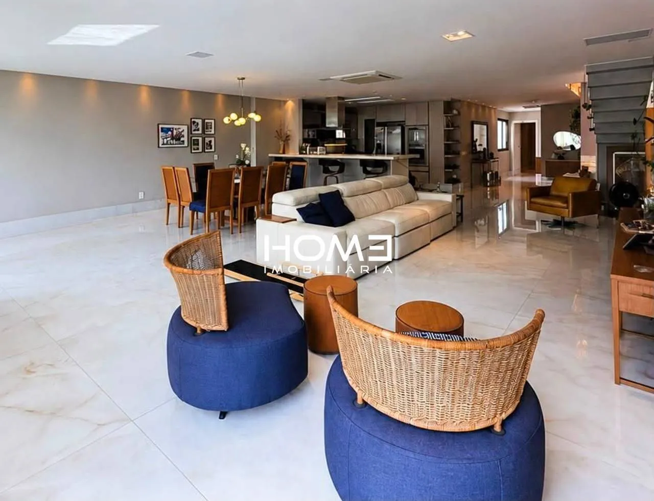 Furnished apartment with 3 bedrooms and mountain views — photo 12