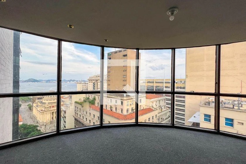 Apartment with 8 bedrooms, 3 bathrooms and 350 m² — photo 13