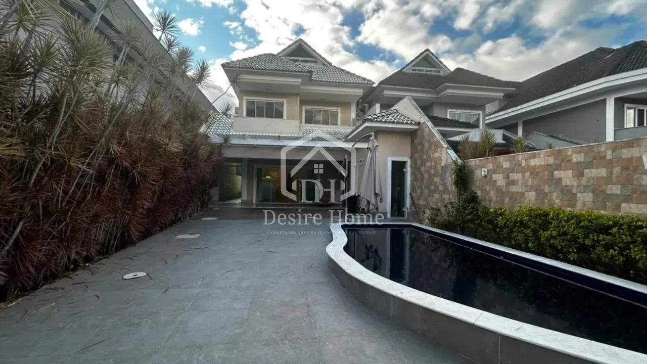 House with 4 bedrooms and an open-plan kitchen — photo 4