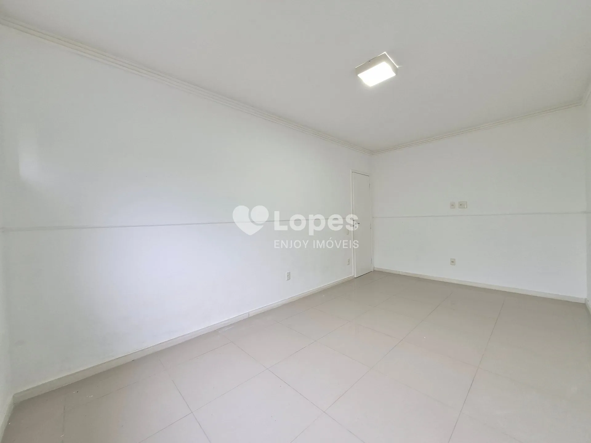 Будинок 247 м² з балконом із грилем та власним барбекю — photo 27