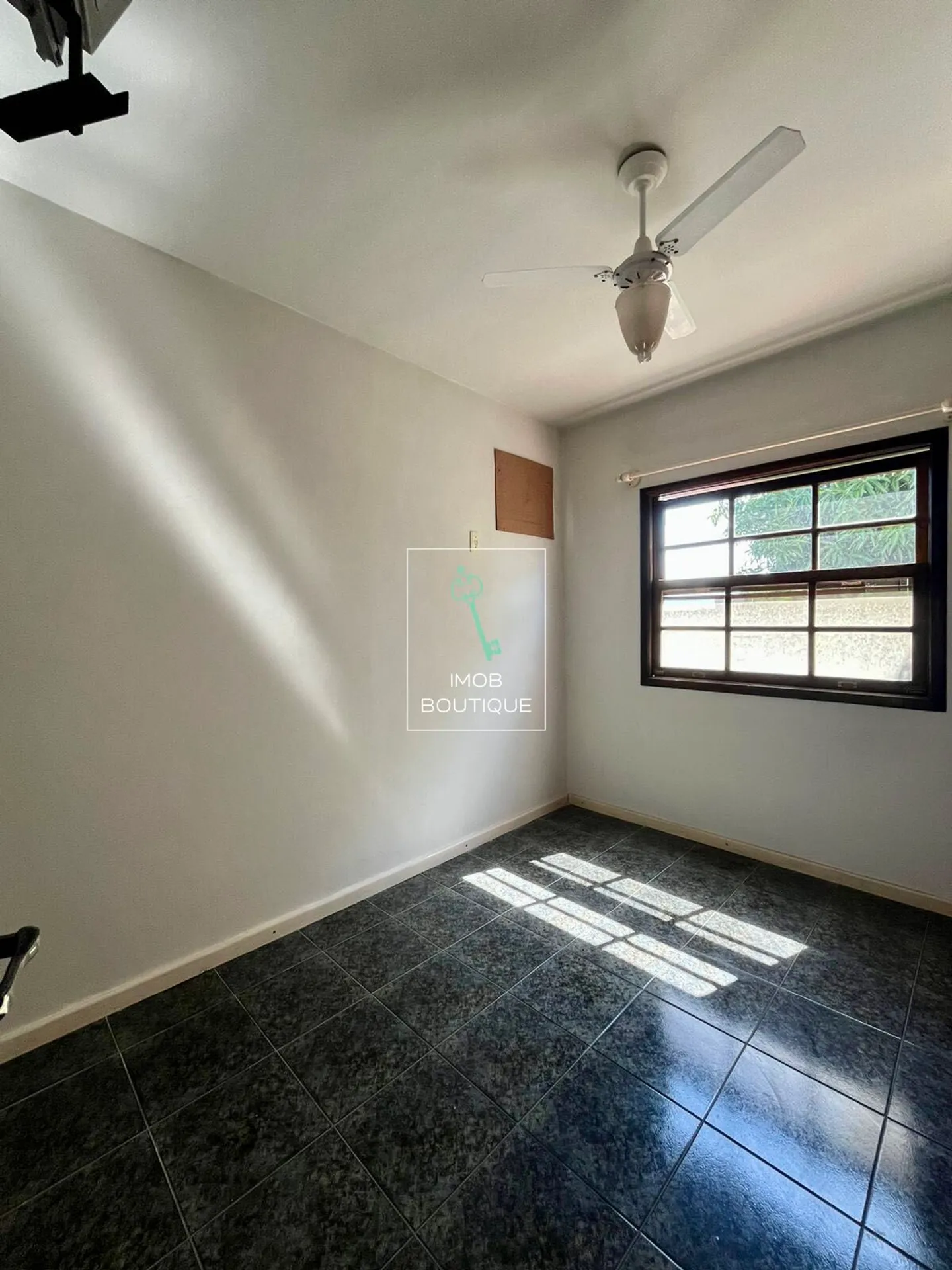 Casa de 5 dormitorios y 321 m² con oficina en casa — photo 45