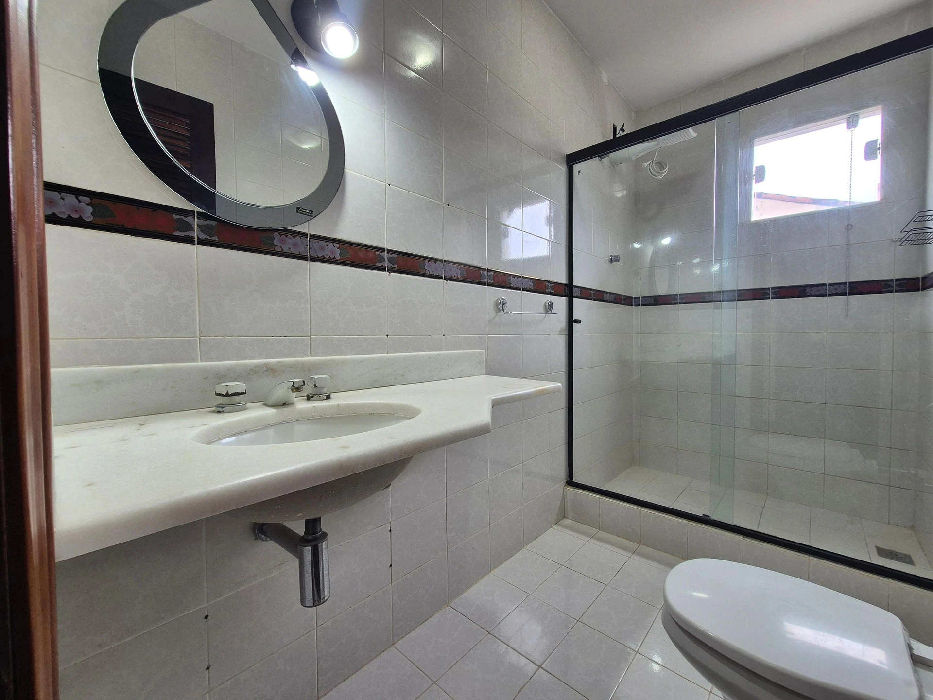 Casa em condomínio com 3 suítes e churrasqueira na varanda — photo 58